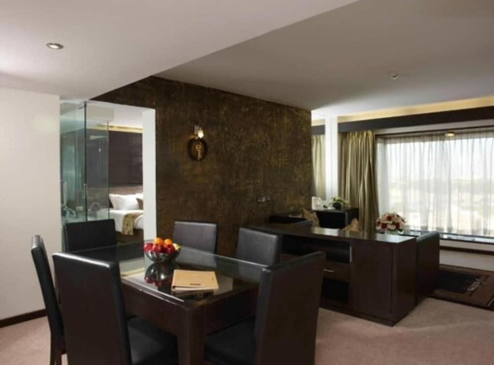 Welcomhotel By Itc Hotels, Ashram Road, أحمد أباد المظهر الخارجي الصورة